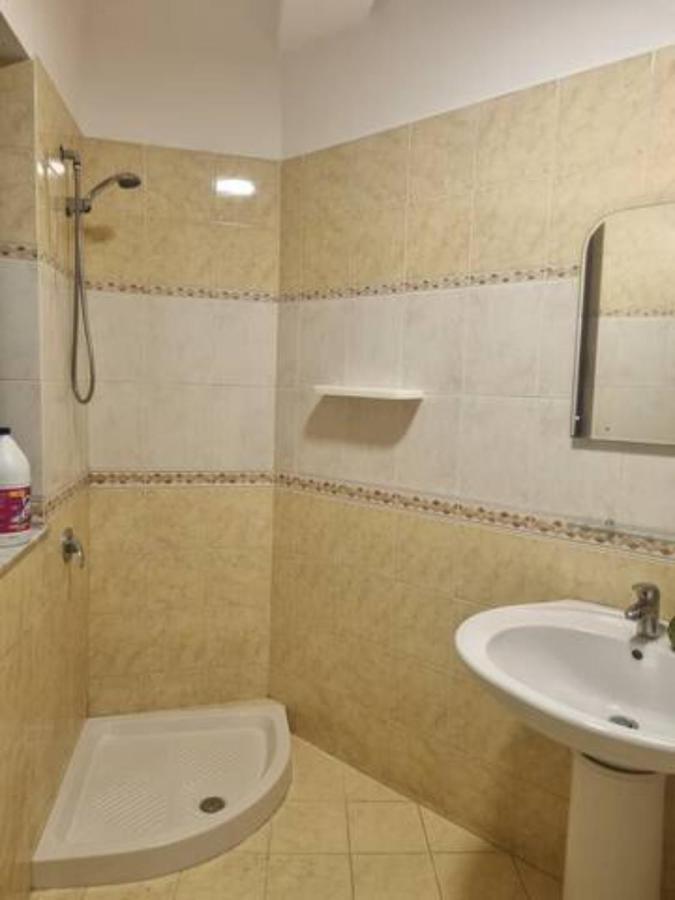 #Beautiful New Apartment,Studio- Close Tirana City Center Exterior photo